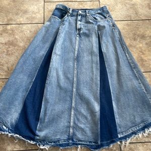 Current air anthropology 2 tone denim Jean skirt size large